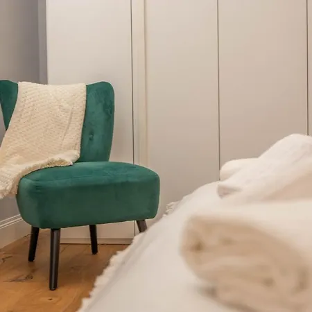 Lungarno Cellini Apartment - Florentine Charm Apartamento *