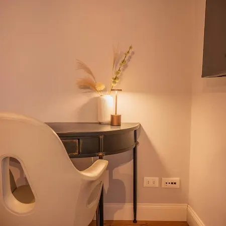 Lungarno Cellini Apartment - Florentine Charm Apartamento