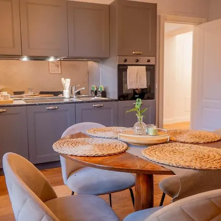 Lungarno Cellini Apartment - Florentine Charm * Florencie